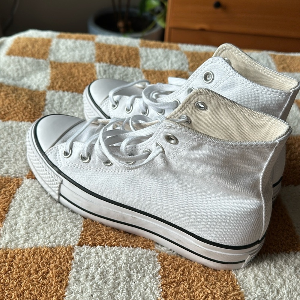 Converse White Platform sneakers Size womens 7